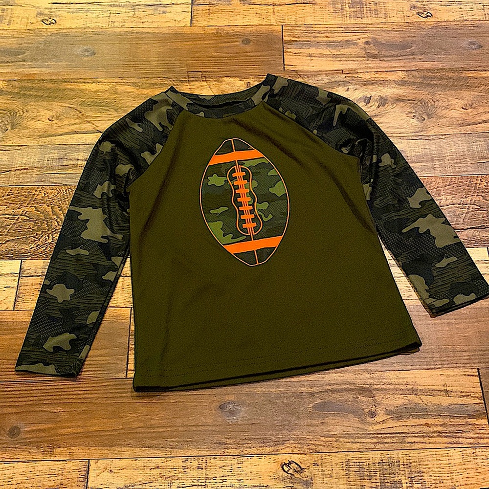 Jumping beans boy size 5t long sleeve🐠